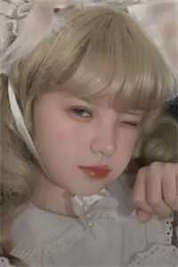 精选篇章穿成霸总妻，我炮灰碾压女主角！
