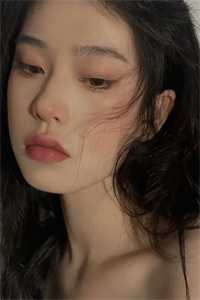 穿成霸总妻，我炮灰碾压女主角！短篇小说阅读